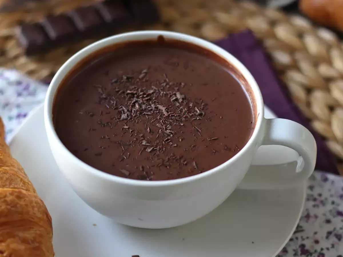 SICAK ÇİKOLATA ürün görseli